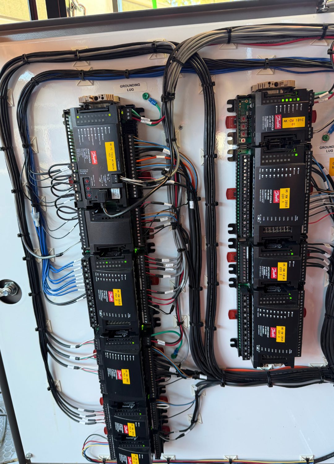 Danfoss controller used in CO2 refrigeration systems for temperature regulation
